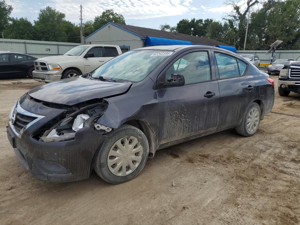 NISSAN VERSA 2015 with VIN 3N1CN7AP8FL836639 - Photo from auction