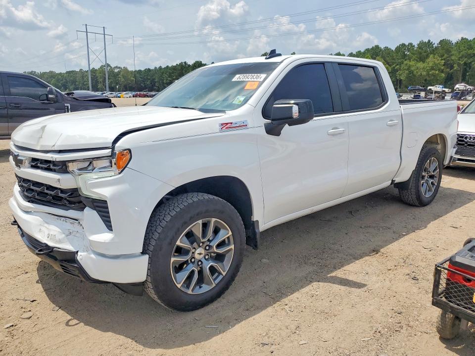 CHEVROLET SILVERADO 2025 with VIN 2GCUKEED9S1202363 - Photo from auction