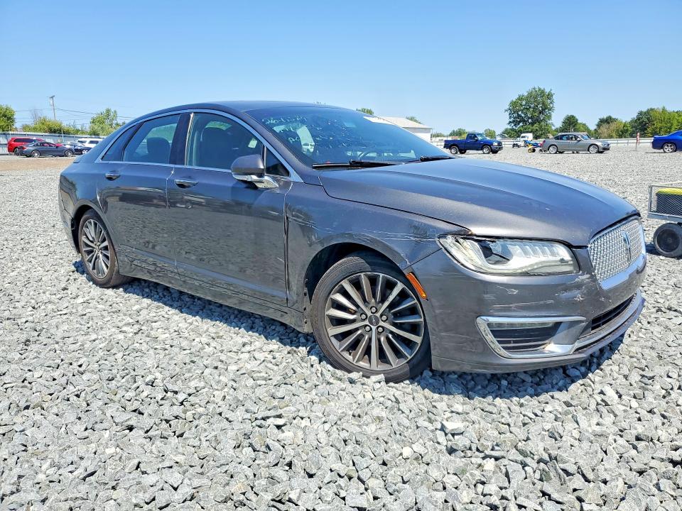 Photo 4 from auction – 2017 LINCOLN MKZ with VIN 3LN6L5C97HR615757