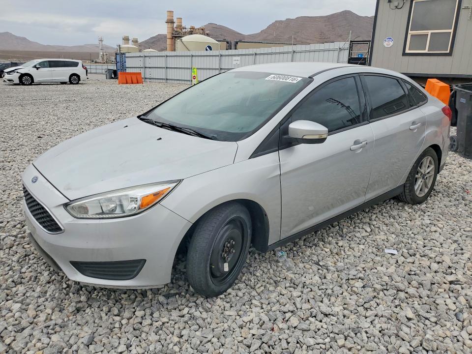 FORD FOCUS 2015 with VIN 1FADP3F27FL220420 - Photo from auction