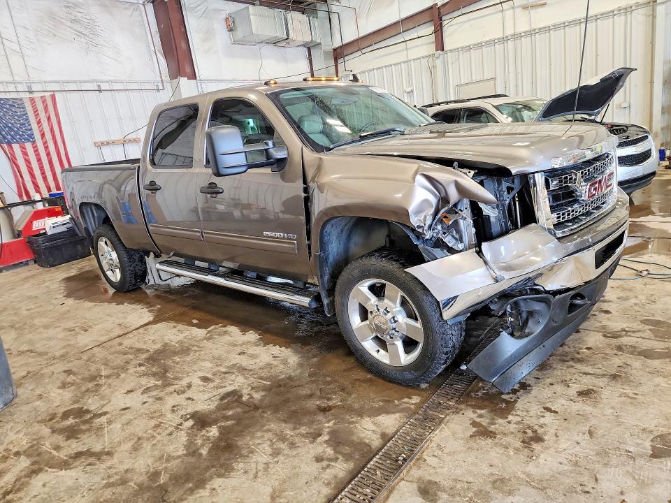 Photo 4 from auction – 2013 GMC SIERRA with VIN 1GT120CG2DF162951