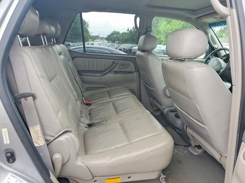 Photo 11 from auction – 2003 TOYOTA SEQUOIA with VIN 5TDBT48A23S184430