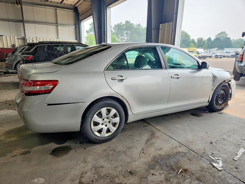 Foto 3 de la subasta – 2011 TOYOTA CAMRY con VIN 4T4BF3EK3BR143217