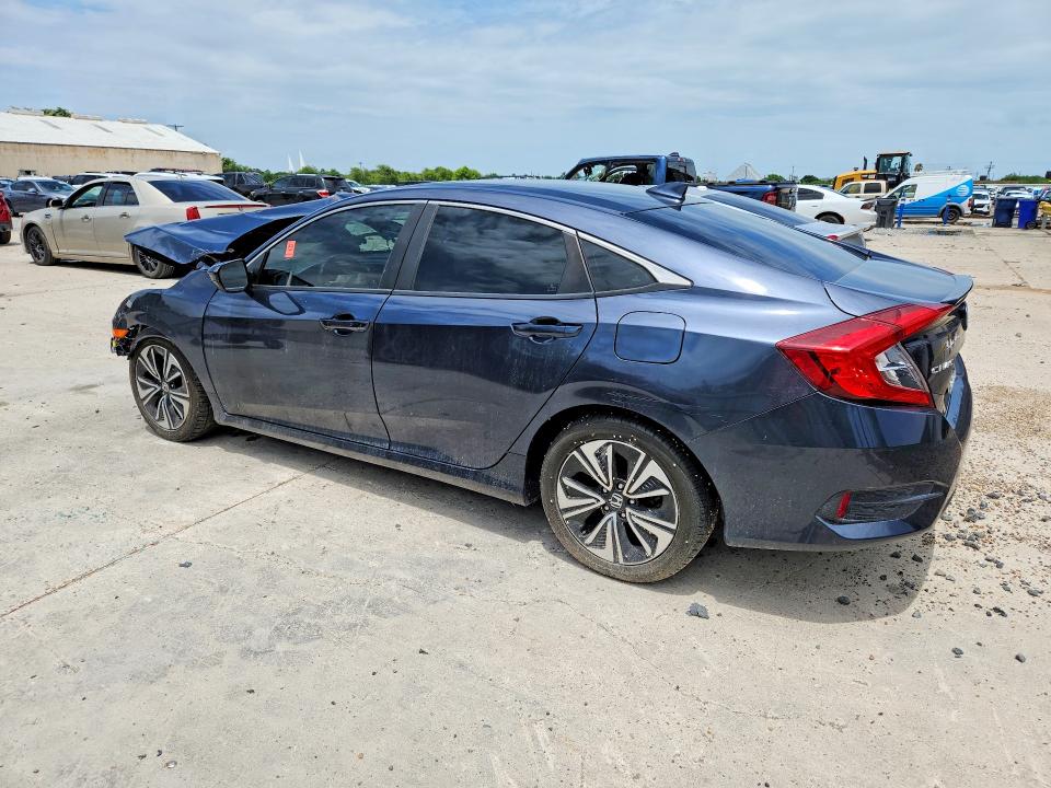 Photo 2 from auction – 2018 HONDA CIVIC with VIN JHMFC1F34JX034281