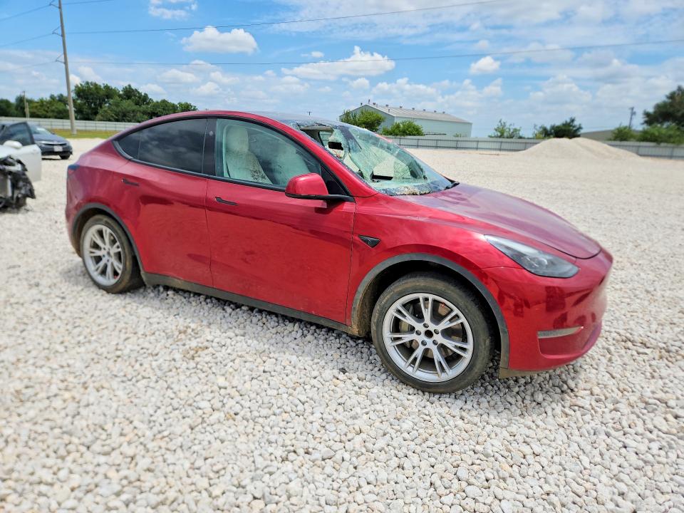 Photo 4 from auction – 2024 TESLA MODEL Y with VIN 7SAYGDED3RF024862