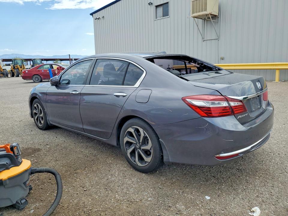 Photo 2 from auction – 2017 HONDA ACCORD with VIN 1HGCR2F9XHA041506