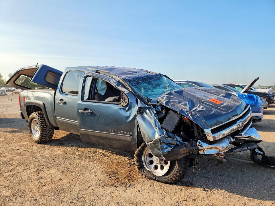 Photo 4 from auction – 2011 CHEVROLET SILVERADO with VIN 1GCPKSE37BF172663