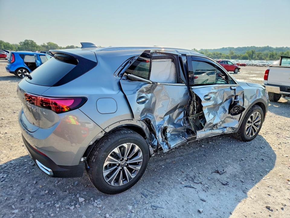 Photo 3 from auction – 2025 BUICK ENVISION with VIN LRBFZKE44SD028515