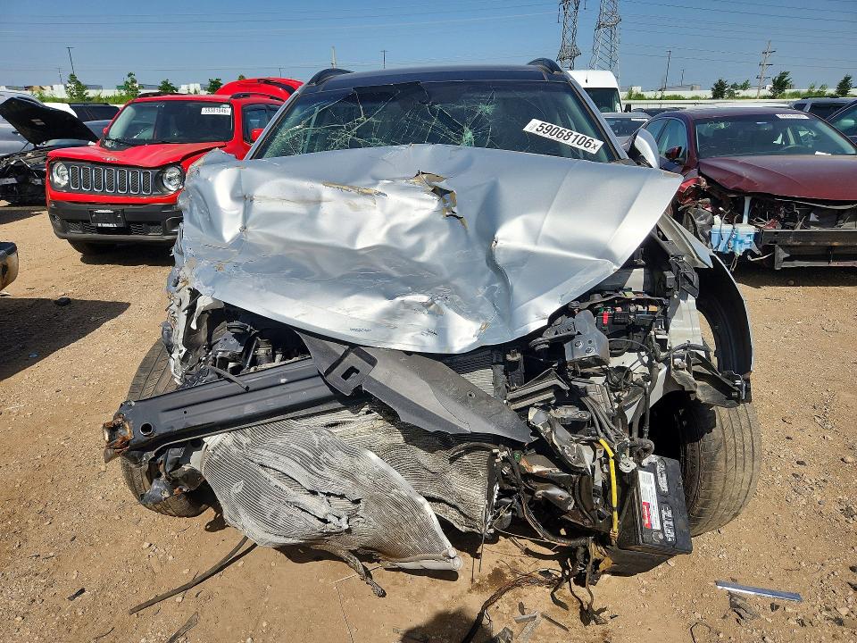 Photo 5 from auction – 2015 HYUNDAI SANTA FE with VIN KM8SR4HF0FU107545