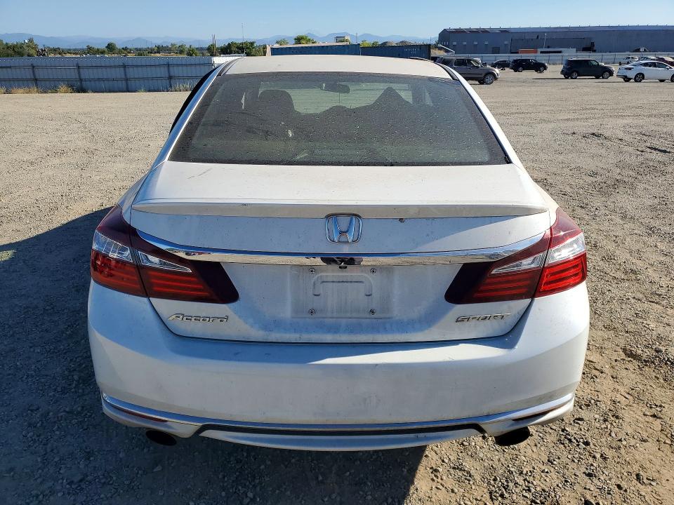 Photo 6 from auction – 2017 HONDA ACCORD with VIN 1HGCR2F59HA279909