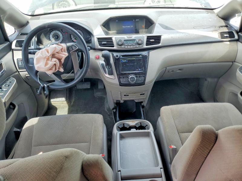 Photo 8 from auction – 2016 HONDA ODYSSEY with VIN 5FNRL5H32GB092007