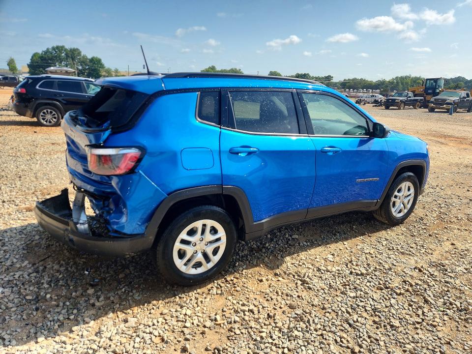 Photo 3 from auction – 2018 JEEP COMPASS with VIN 3C4NJCAB0JT488391