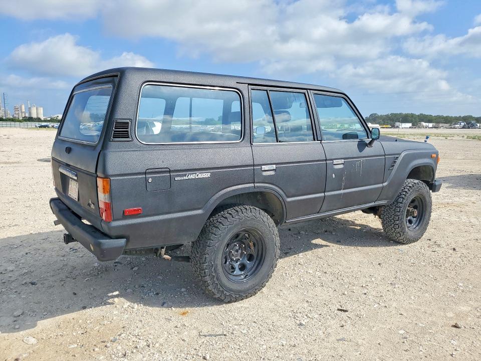 Photo 3 from auction – 1985 TOYOTA LAND CRUISER with VIN JT3FJ60G1F1131534