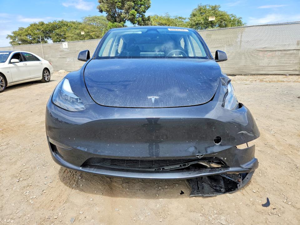 Photo 5 from auction – 2025 TESLA MODEL Y with VIN 7SAYGDED5SF317765