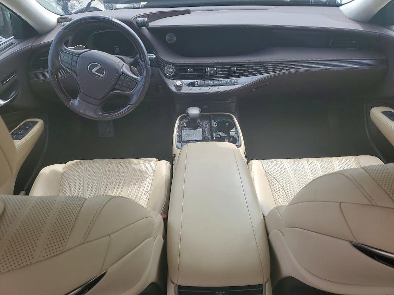Photo 8 from auction – 2019 LEXUS LS 500 with VIN JTHC51FFXK5006859