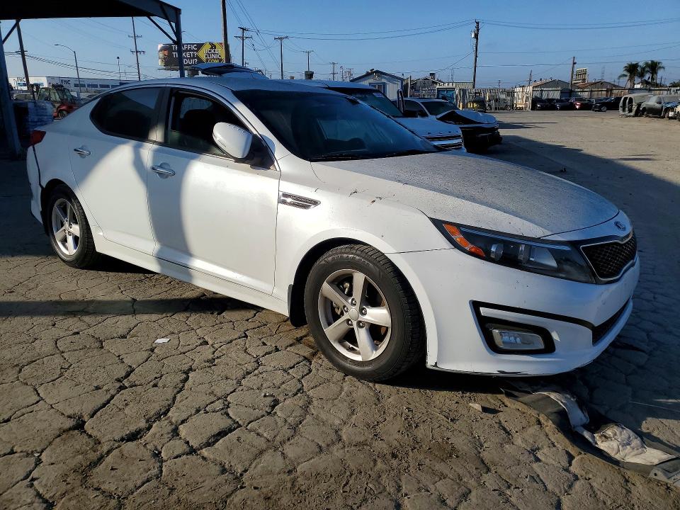 Photo 4 from auction – 2015 KIA OPTIMA with VIN KNAGM4A73F5589401