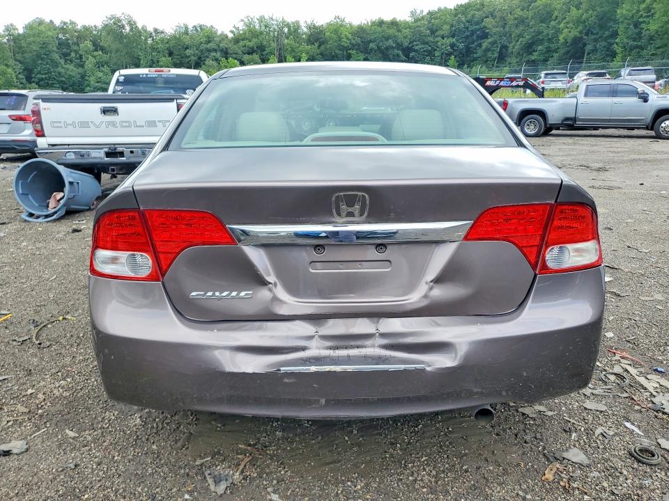 Photo 6 from auction – 2011 HONDA CIVIC with VIN 2HGFA1F95BH504210
