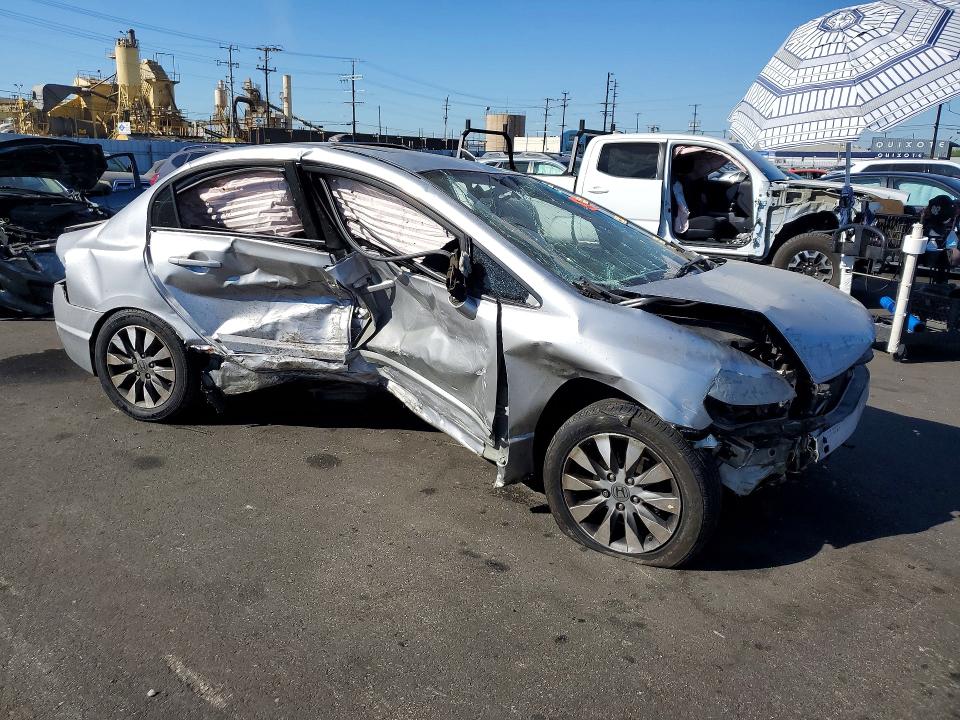 Photo 4 from auction – 2010 HONDA CIVIC with VIN 19XFA1F80AE011891
