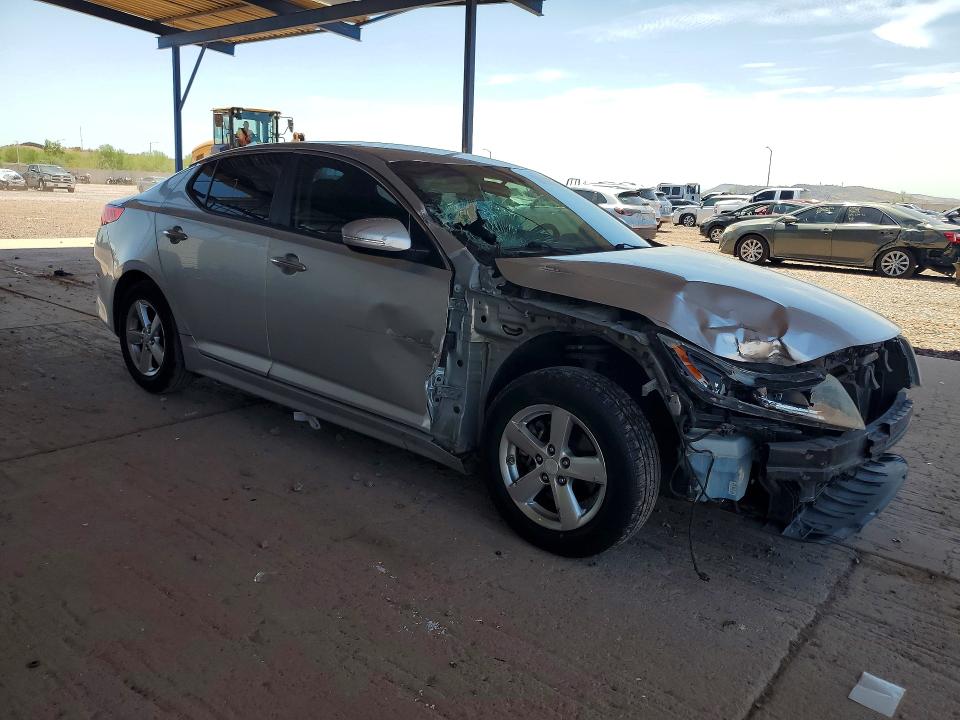 Photo 4 from auction – 2015 KIA OPTIMA with VIN 5XXGM4A74FG505858