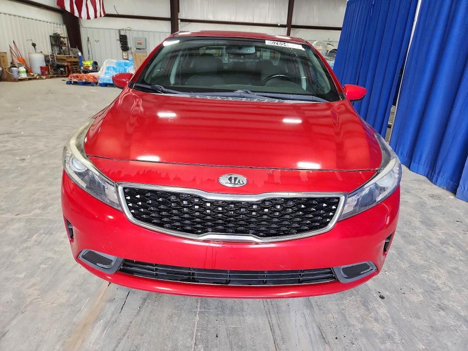 Снимка 5 от търг – 2017 KIA FORTE с VIN 3KPFL4A73HE046266