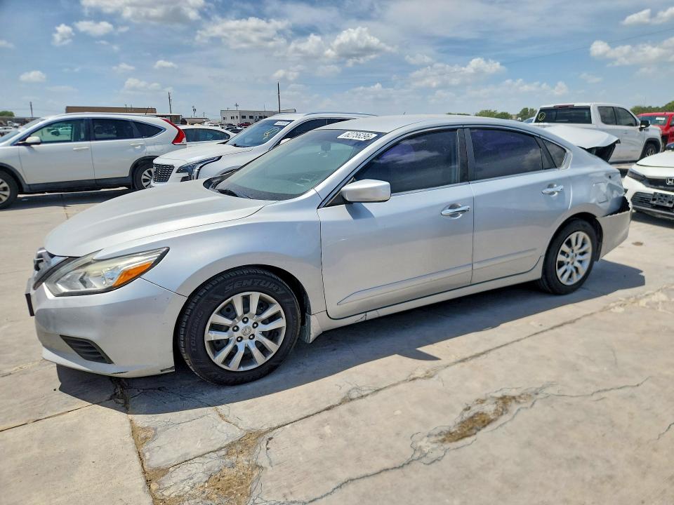 NISSAN ALTIMA 2017 with VIN 1N4AL3AP4HN329538 - Photo from auction