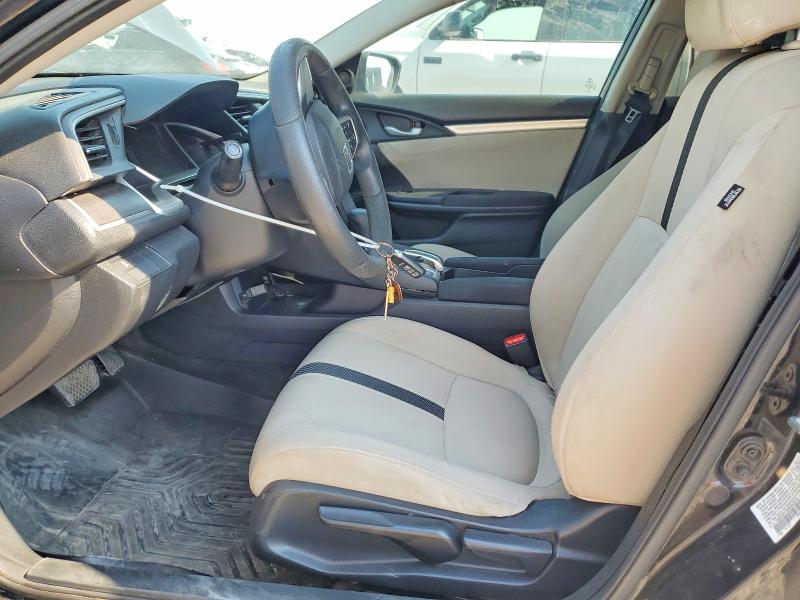 Photo 7 from auction – 2017 HONDA CIVIC with VIN 19XFC2F73HE043316