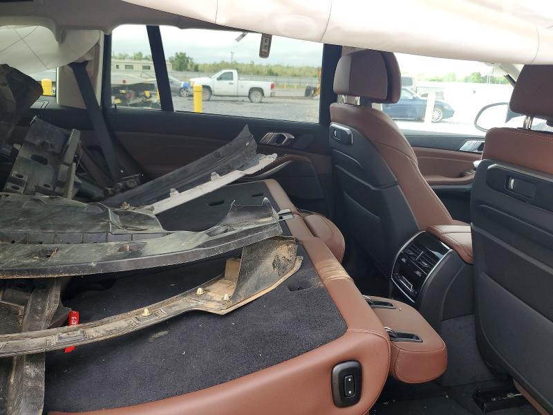 Photo 10 from auction – 2026 BMW X7 with VIN 5UX23EM04T9186860