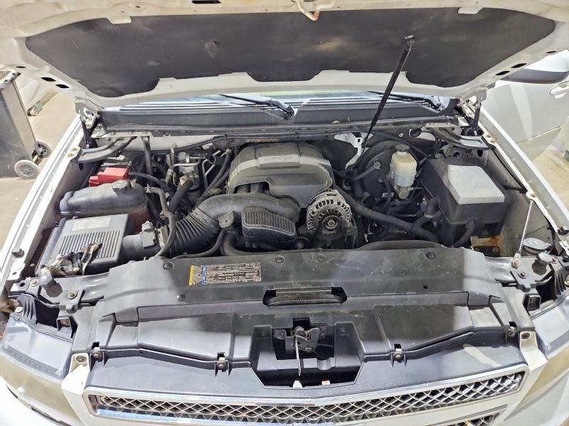 Photo 12 from auction – 2010 CHEVROLET TAHOE with VIN 1GNUKBE08AR274065