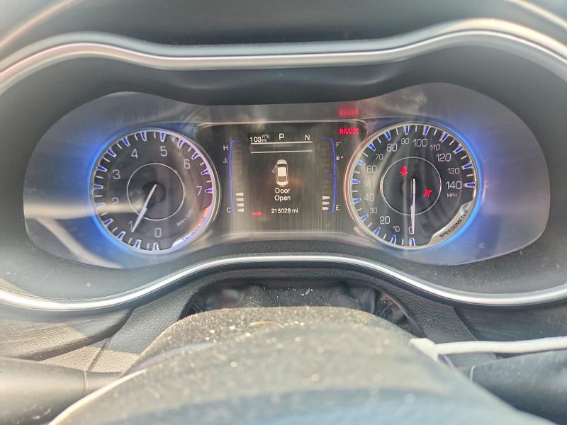 Photo 9 from auction – 2015 CHRYSLER 200 with VIN 1C3CCCAB6FN680881
