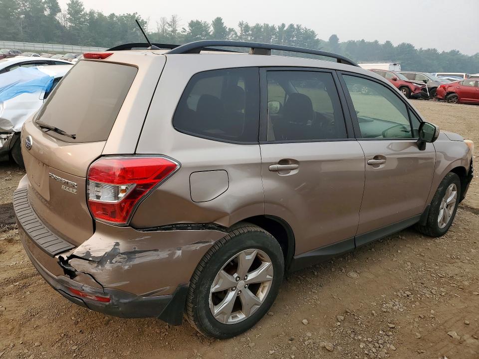 Photo 3 from auction – 2015 SUBARU FORESTER with VIN JF2SJADC2FH435548