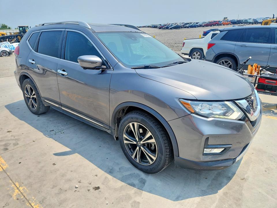 Photo 4 from auction – 2018 NISSAN ROGUE with VIN 5N1AT2MT6JC807050