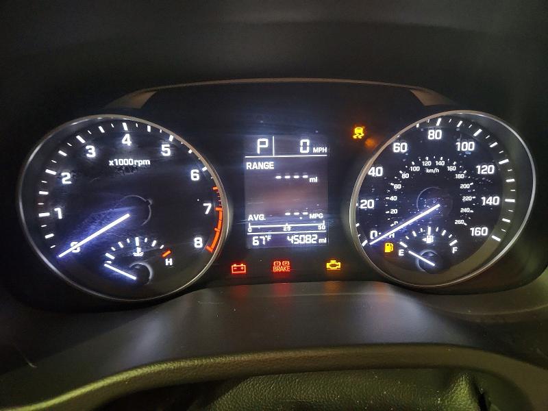 Photo 9 from auction – 2017 HYUNDAI ELANTRA with VIN 5NPD74LF9HH163815