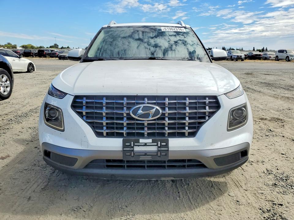 Photo 5 from auction – 2020 HYUNDAI VENUE with VIN KMHRC8A35LU017746