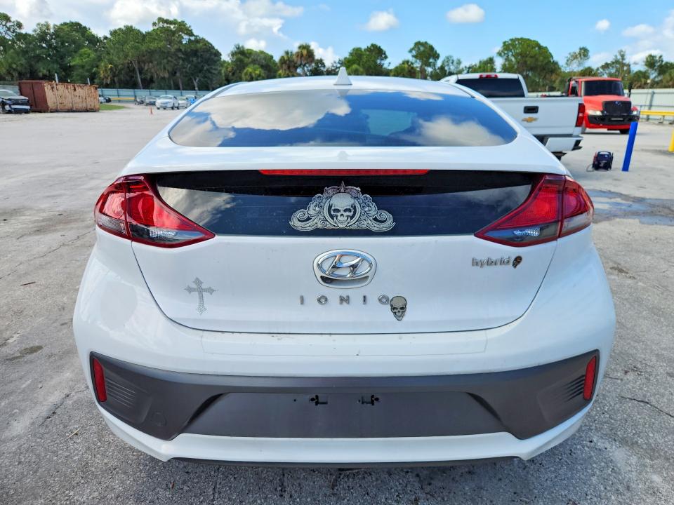 Снимка 6 от търг – 2021 HYUNDAI IONIQ с VIN KMHC75LC1MU257707