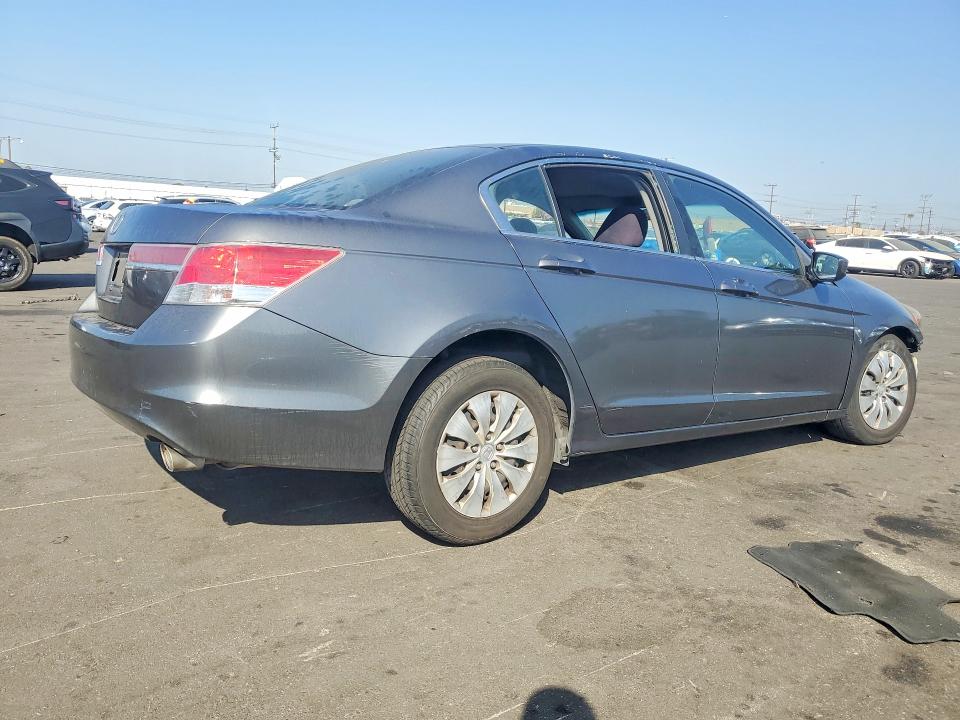 Photo 3 from auction – 2012 HONDA ACCORD with VIN 1HGCP2F34CA057453