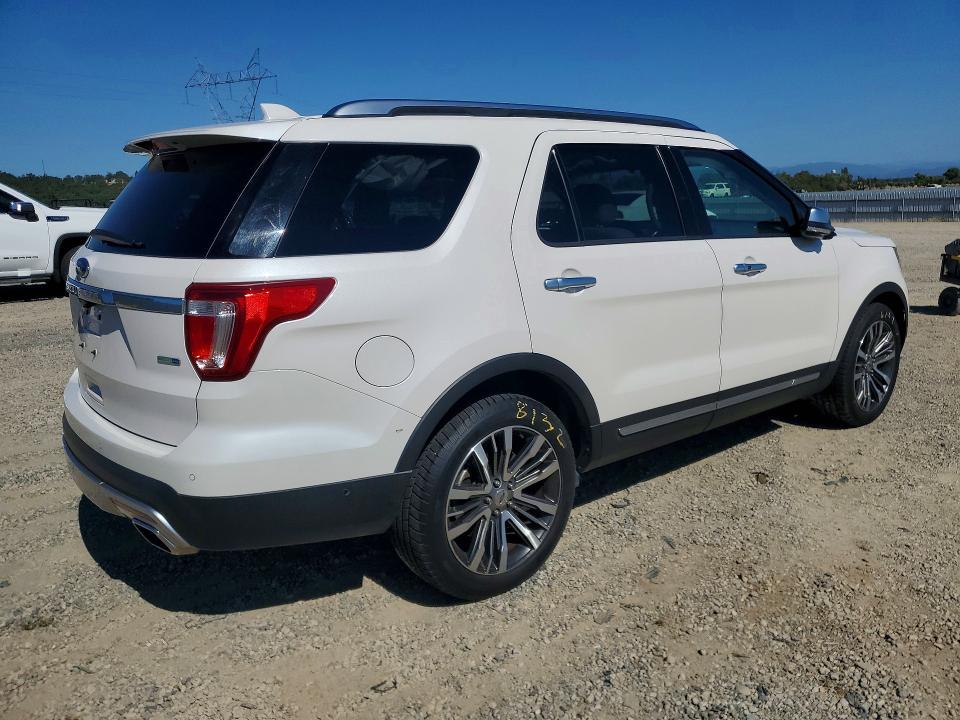 Photo 3 from auction – 2017 FORD EXPLORER with VIN 1FM5K8HT2HGB64457