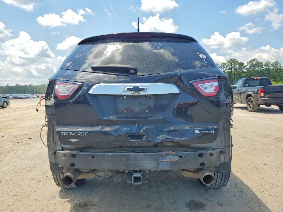 Photo 6 from auction – 2017 CHEVROLET TRAVERSE with VIN 1GNKRJKD0HJ335129