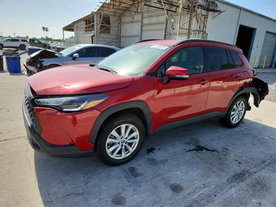TOYOTA COROLLA CROSS 2022 with VIN 7MUCAAAG4NV026235 - Photo from auction