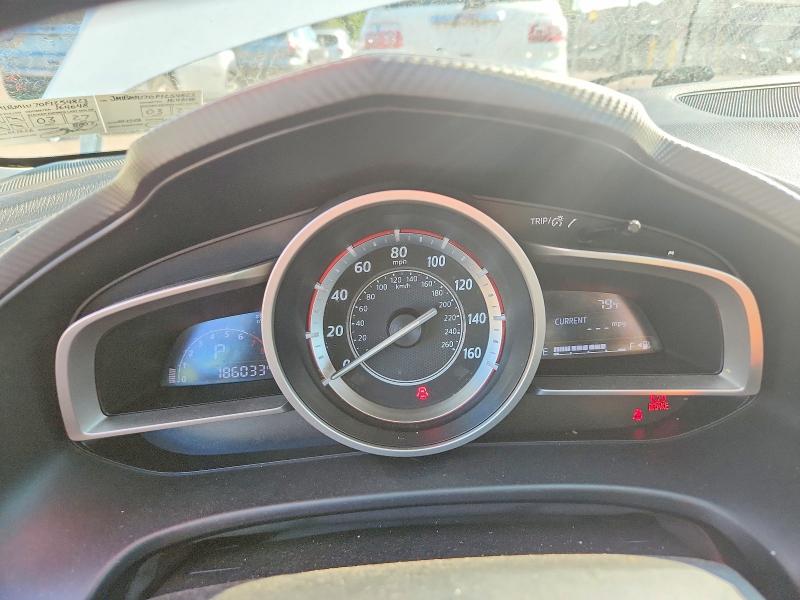 Photo 9 from auction – 2015 MAZDA 3 with VIN JM1BM1U70F1254823