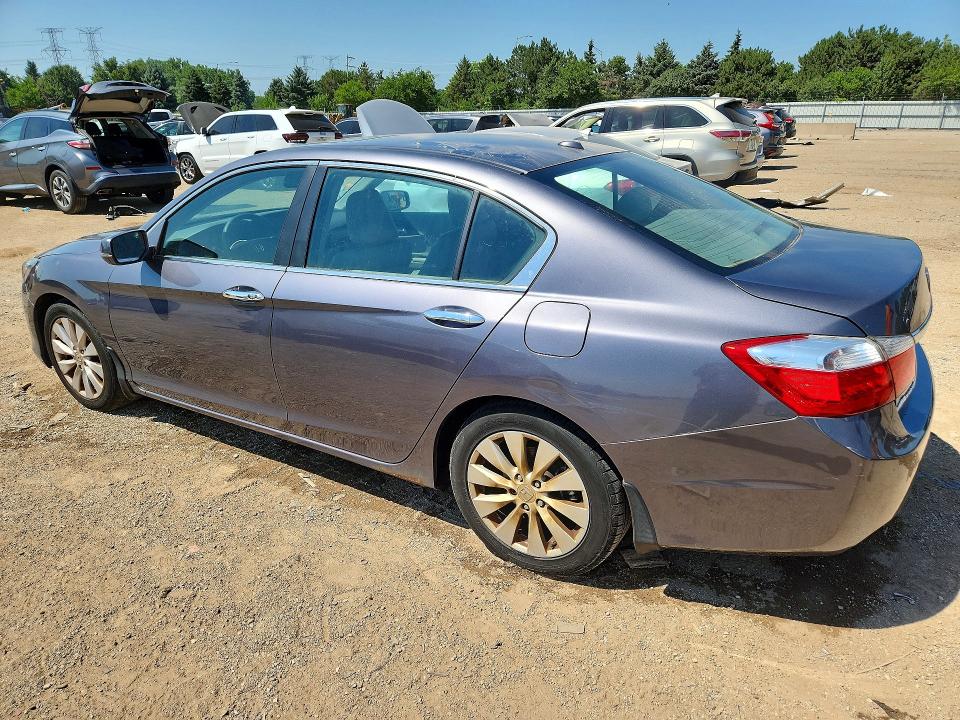 Photo 2 from auction – 2013 HONDA ACCORD with VIN 1HGCR2F89DA079990
