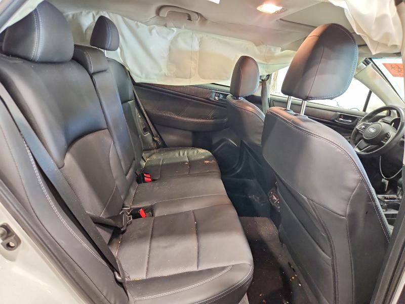 Photo 11 from auction – 2018 SUBARU OUTBACK with VIN 4S4BSANCXJ3385431