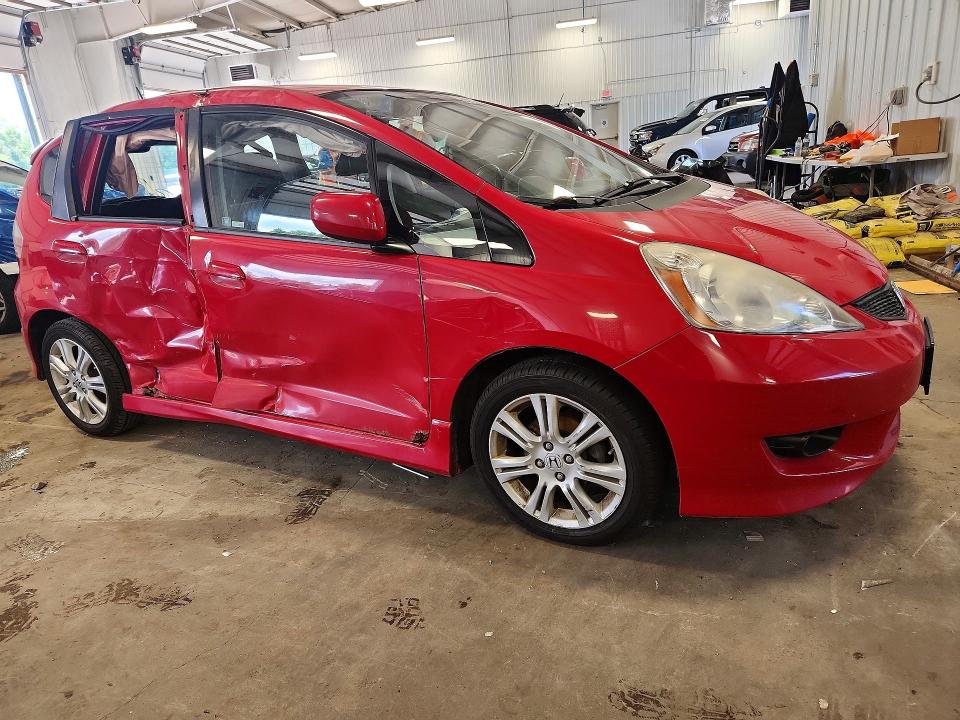 Photo 4 from auction – 2010 HONDA FIT with VIN JHMGE8H48AC029427