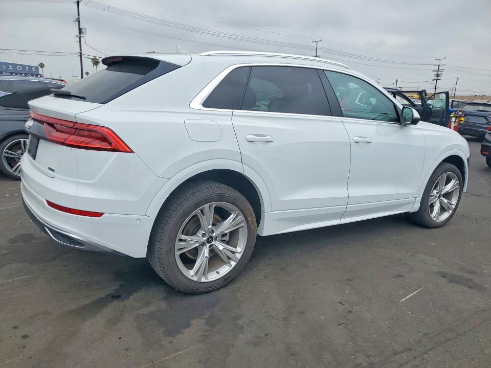 Photo 3 from auction – 2023 AUDI Q8 with VIN WA1AVBF11PD024502