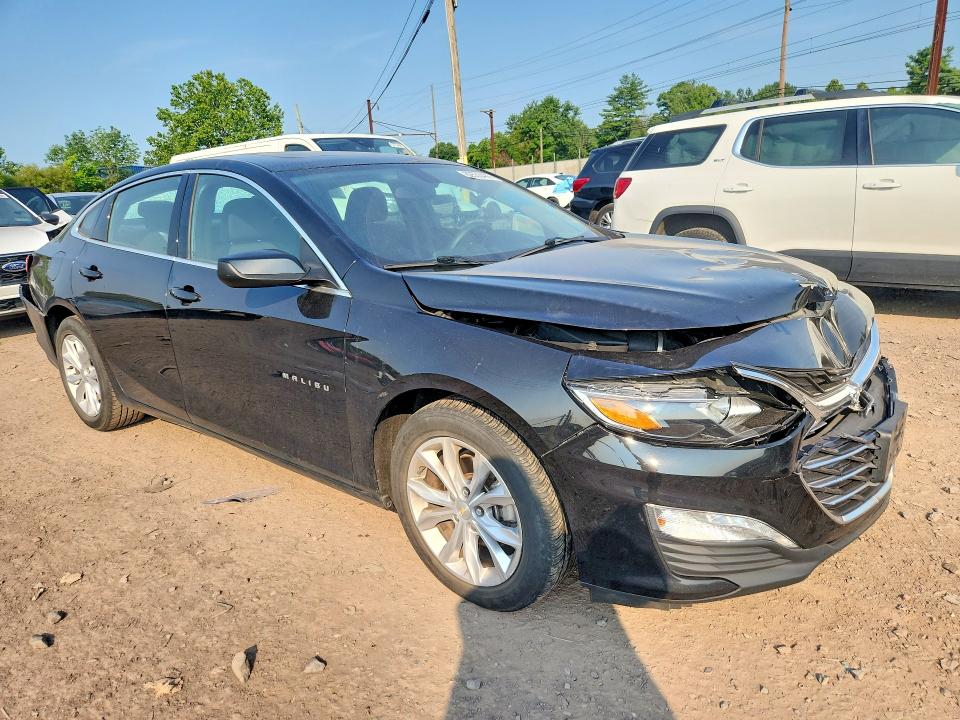 Photo 4 from auction – 2022 CHEVROLET MALIBU with VIN 1G1ZD5ST4NF150691