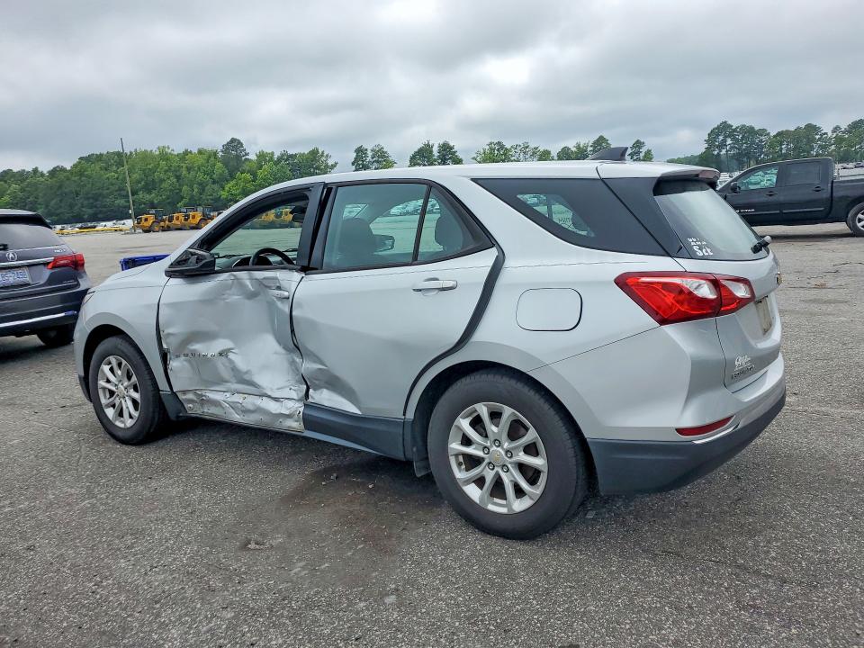 Photo 2 from auction – 2018 CHEVROLET EQUINOX with VIN 2GNAXHEV1J6300908