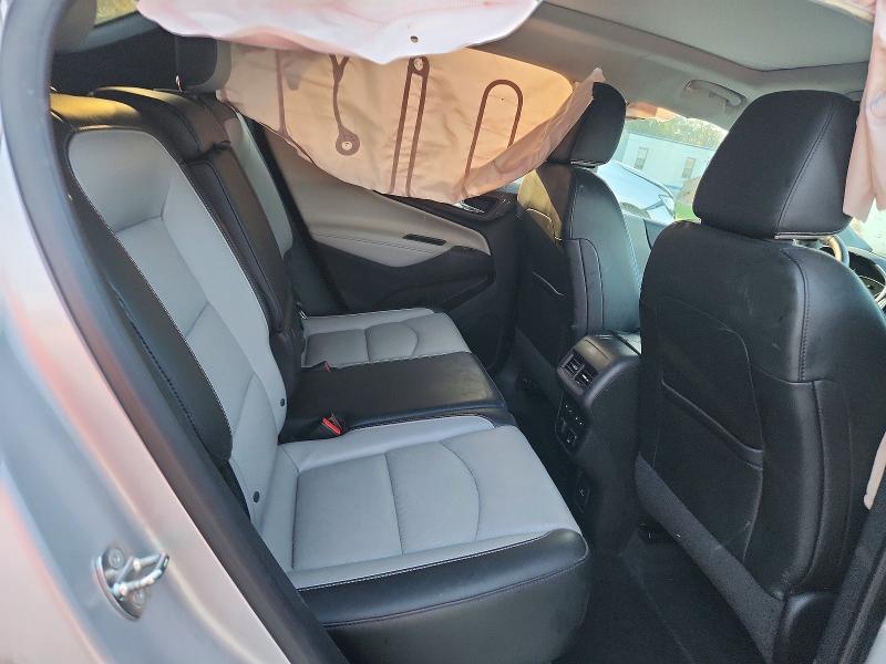 Photo 11 from auction – 2018 CHEVROLET EQUINOX with VIN 2GNAXMEV5J6132909