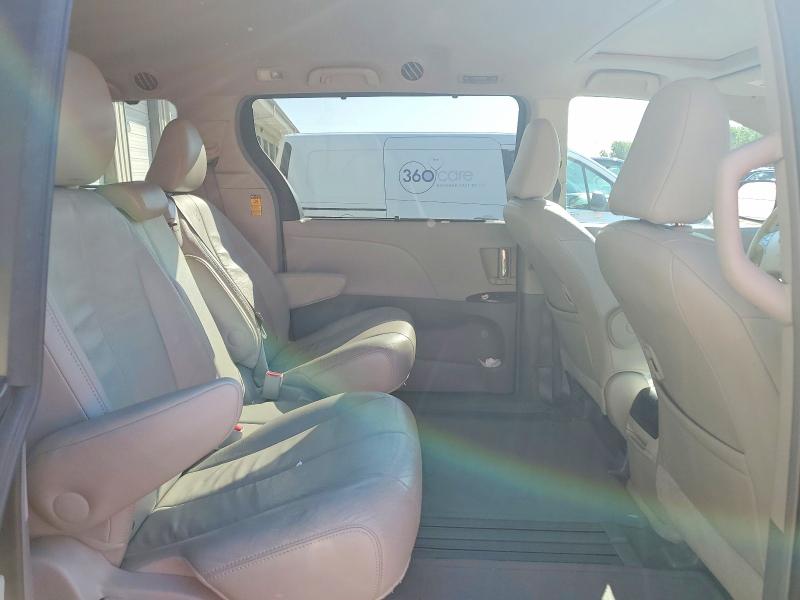 Photo 11 from auction – 2014 TOYOTA SIENNA with VIN 5TDYK3DC3ES427082