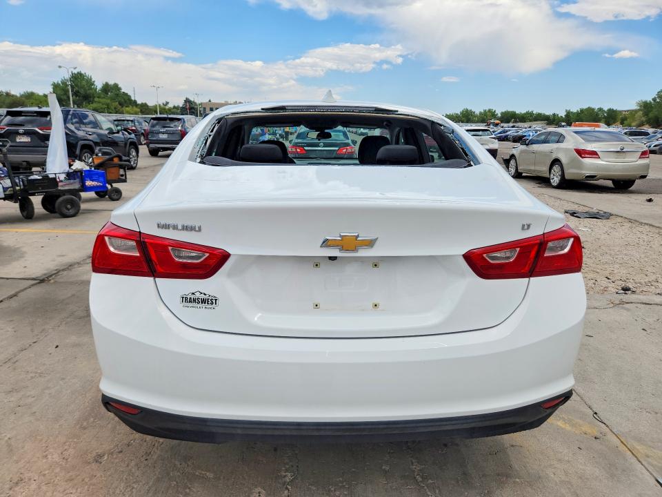 Photo 6 from auction – 2017 CHEVROLET MALIBU with VIN 1G1ZE5ST9HF119390