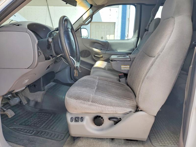 Photo 7 from auction – 1998 FORD F150 with VIN 1FTRX18L0WKA17725
