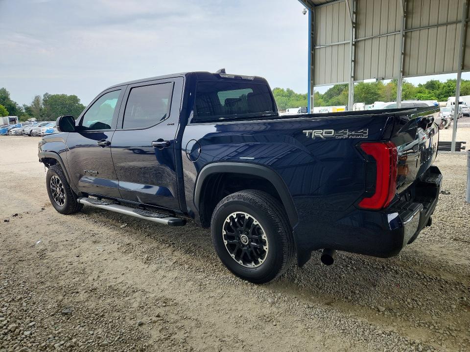 Photo 2 from auction – 2022 TOYOTA TUNDRA with VIN 5TFLA5DB4NX044858